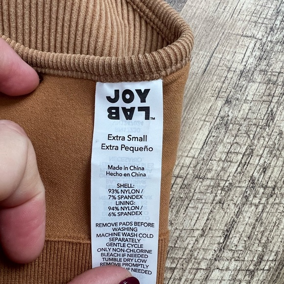 JoyLab Ribbed Tan Crop Top - Picture 8 of 9